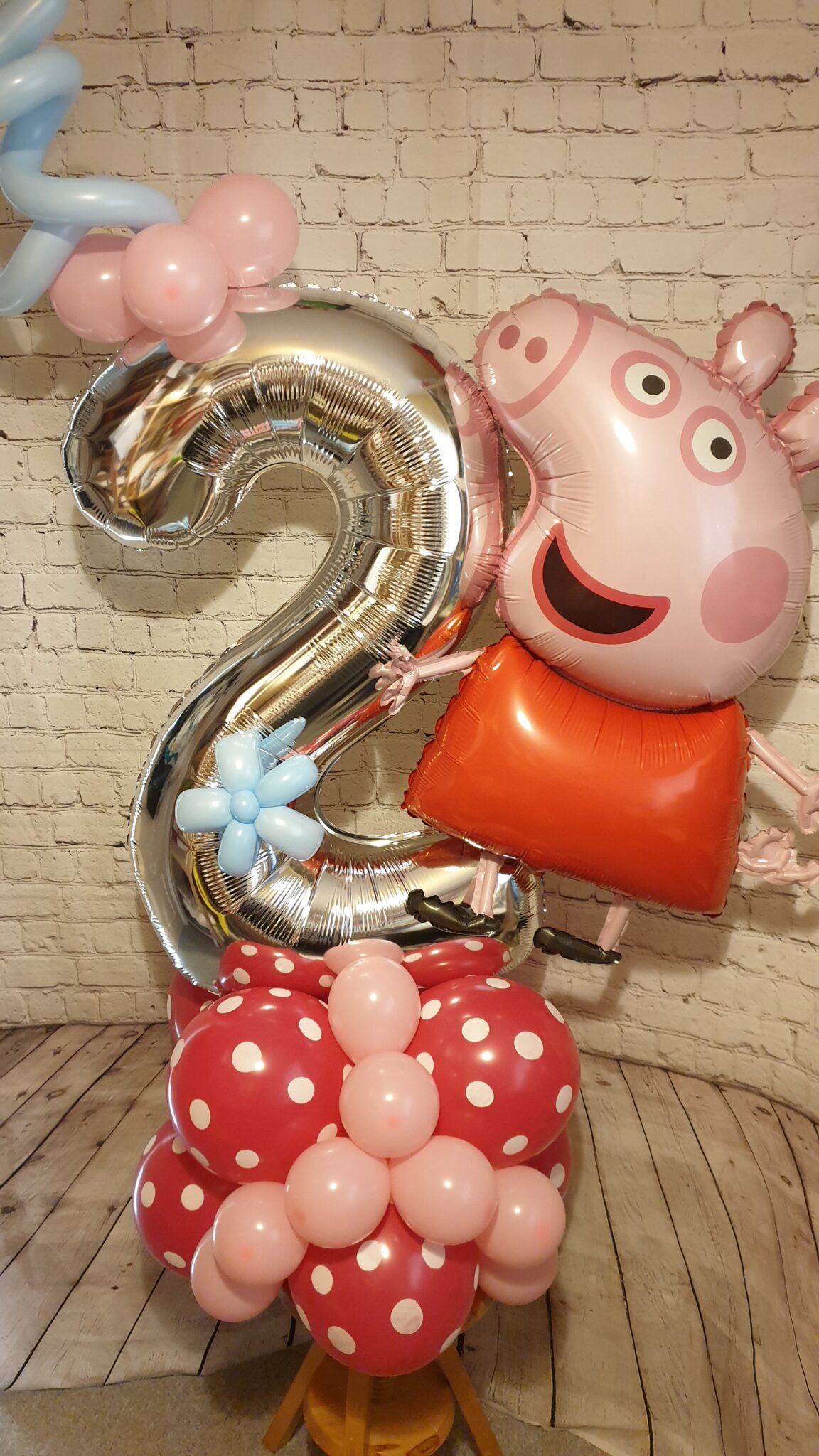 Peppa Pig number display balloons